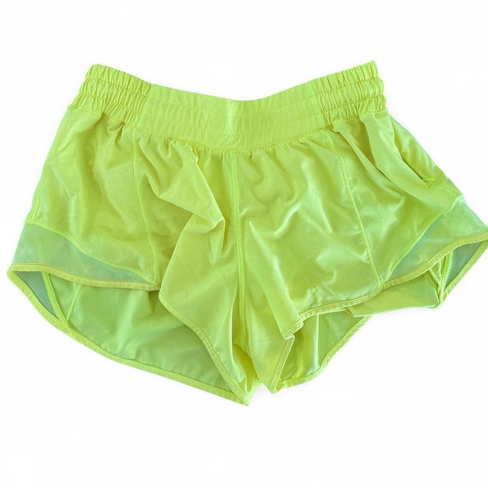 Lululemon Hotty Hot Lined Short 2.5" 🍋 - Picture 4 of 6